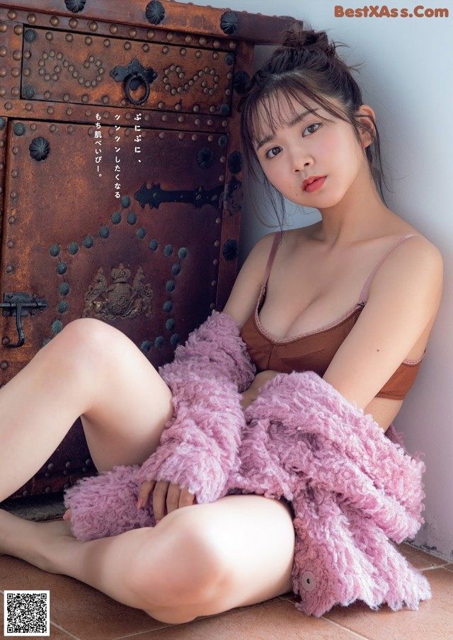 Yuka Takanashi 高梨優佳, Weekly Playboy 2021 No.44 (週刊プレイボーイ 2021年44号) No.e5347f