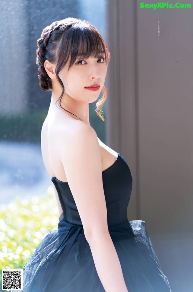 Mizuki Fukumura 譜久村聖, Young Gangan 2021 No.06 (ヤングガンガン 2021年6号) No.4ec287